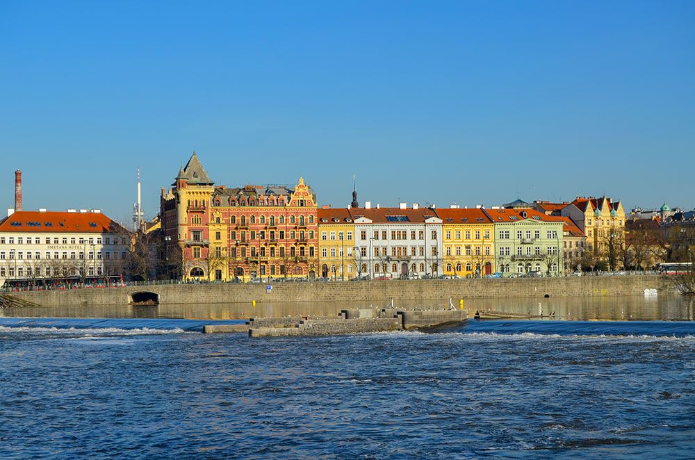 AndaluciaTB's tweet image. Nuestros socios de @ViajandoconNael nos invitan a acompañarlos  a #Praga desde nuestras casas, ¿Vamos? 😜

¡Nosotros decimos que sí! ¿Y tú?

viajandoconnael.com/que-ver-en-pra…

#YoMeQuedoEnCasa #FelizSábado