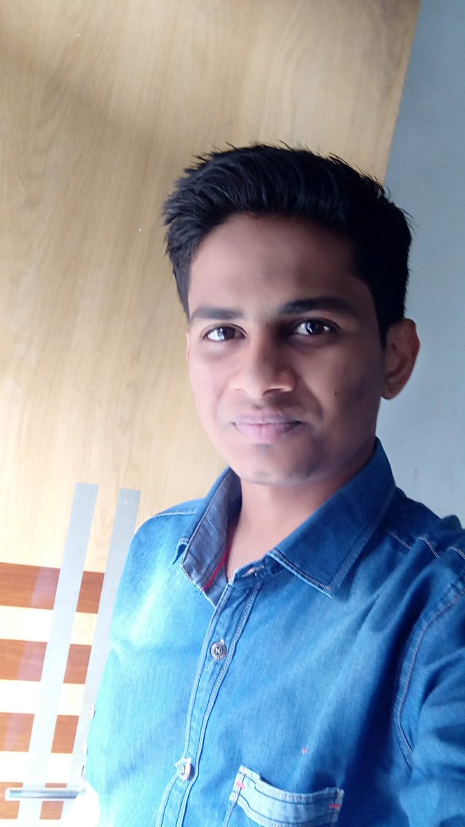 RajjabNadaf's tweet photo. Old one.. for the new trend!
#backin2015
#BlueTwitter @TwitterIndia https://t.co/9xRszSoMr0