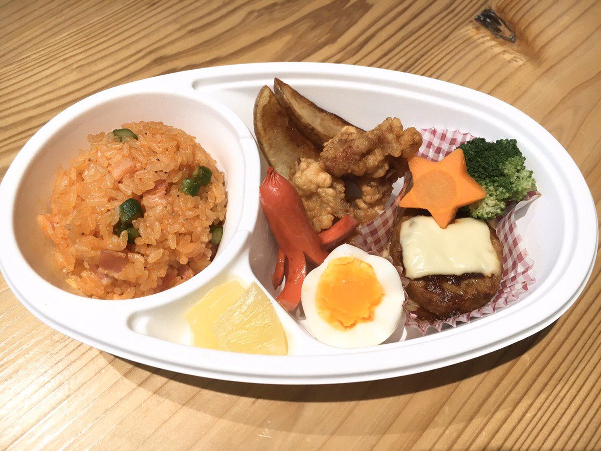 sin0345's tweet photo. 今出来るメニュー載せておきます
カレー
お子様ランチ
だし巻き弁当
温玉牛丼 https://t.co/MSXzzSKEaY