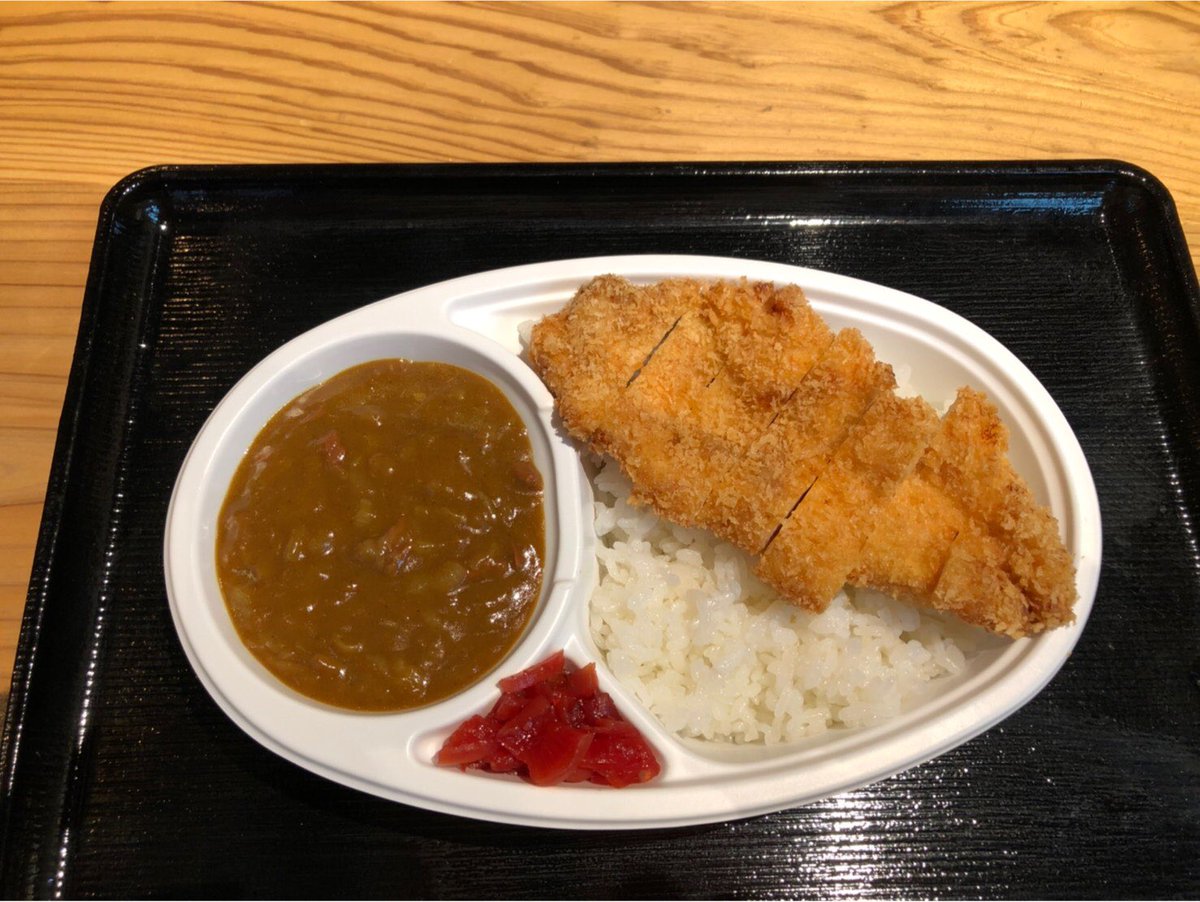 sin0345's tweet photo. 今出来るメニュー載せておきます
カレー
お子様ランチ
だし巻き弁当
温玉牛丼 https://t.co/MSXzzSKEaY