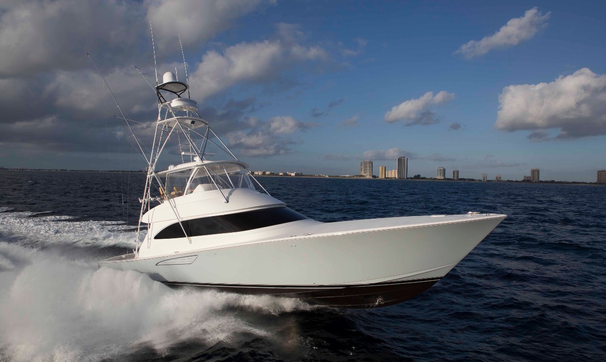 MIAPBC's tweet photo. @MIAPBC urges all #boaters and #anglers to boat #responsibly and to avoid sandbars, raft-ups and congregations of #boats as per the #FWC guidance. View the #COVID section #MIAPBC website: https://t.co/pIEhLPAgym

Photo courtesy @VikingYachts 

#florida #palmbeachcounty #safety https://t.co/qDHrNYhY6Z