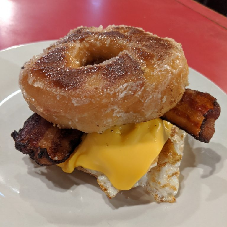 mj2marketing's tweet photo. We interrupt your Saturday morning with THIS... all kinds of deliciousness. Available for carryout @DKDiner in Grandview. GO! NOW! 🏃‍♂️🏃‍♀️

#SaturdayMorning #ShopLocal #Breakfast #Columbus614 https://t.co/zZB4b0pcgr