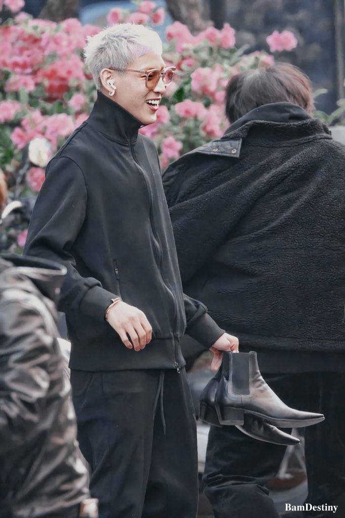 saint laurent dylan boots