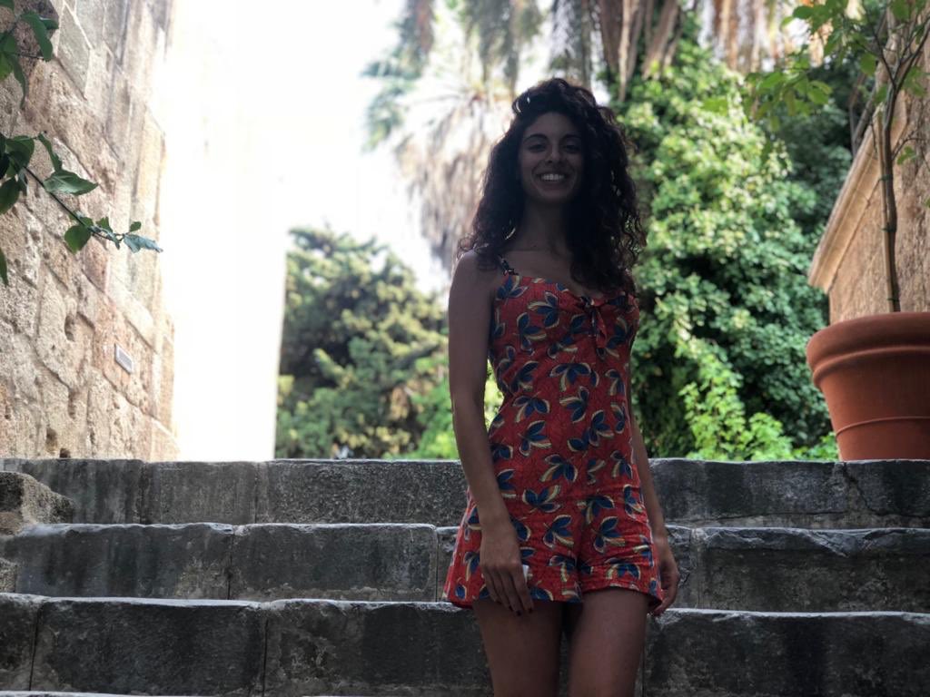 sertari's tweet image. Would mean the world if you drop by the #unsignedchat page and drop your vote ☺️ you can find their page in my retweet below 👇