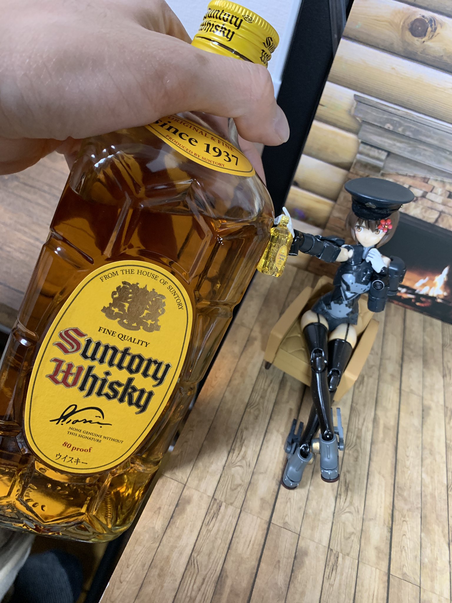 非売品　サントリー　角瓶　1/1　プラモデル 角瓶プラモってまじ？ みんな大好きサントリー角瓶が1/1スケール