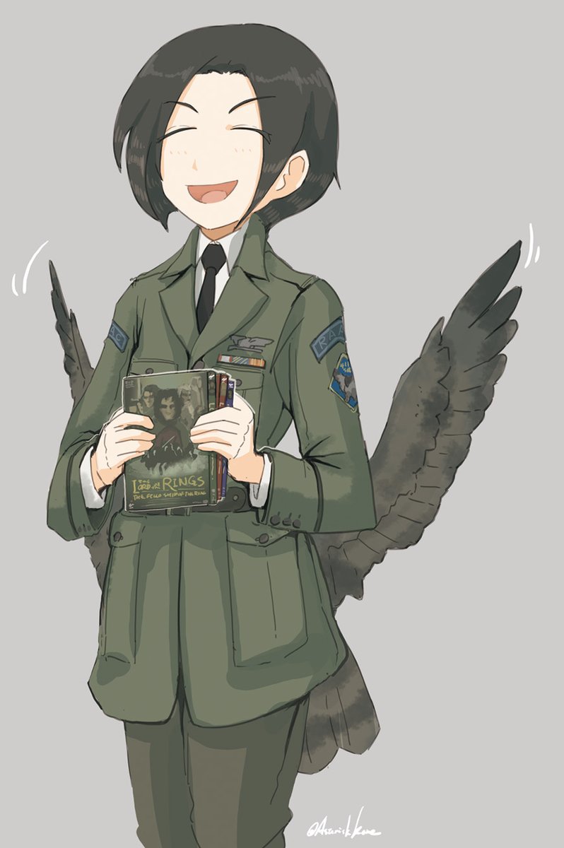 「唐突にロード・オブ・ザ・リングを観たいと言い出す大尉。 」|※Kome@「夜光雲のサリッサ」連載中のイラスト