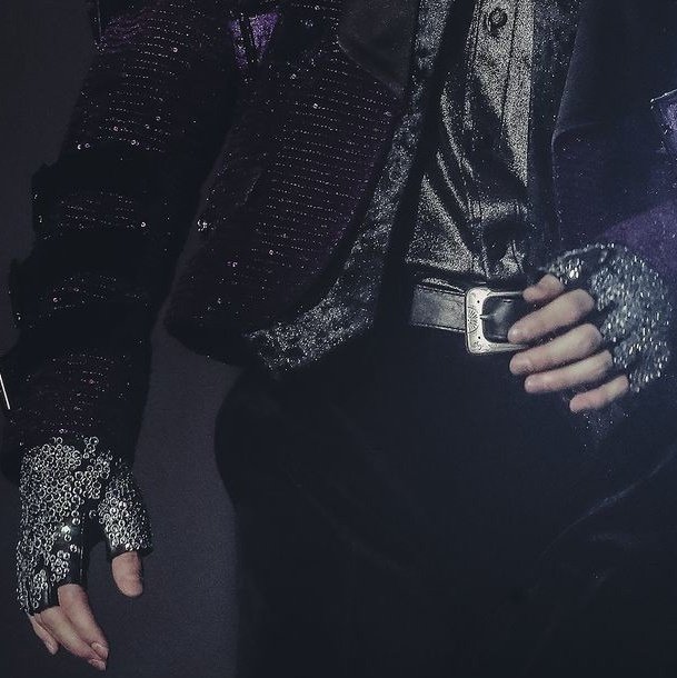 jaehyun& #39;s hands - a very much needed thread