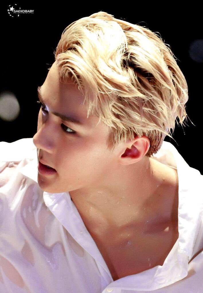 rulerofwind_sh's tweet photo. I suddenly miss blond sehun! superior! 🗣 https://t.co/AU2YZdhhoV
