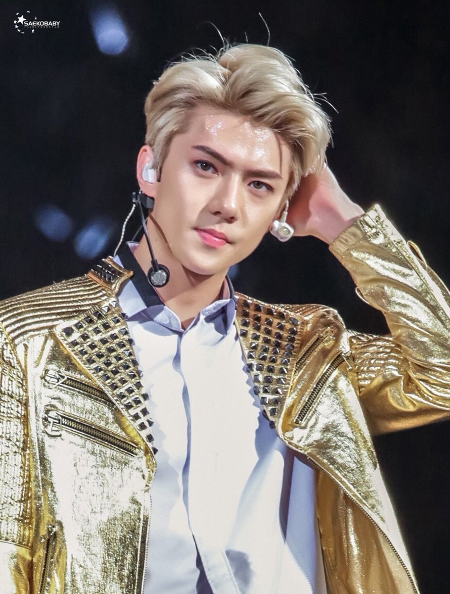 rulerofwind_sh's tweet photo. I suddenly miss blond sehun! superior! 🗣 https://t.co/AU2YZdhhoV