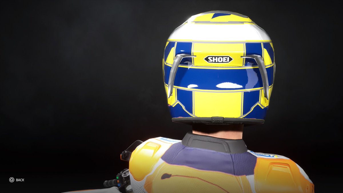 jesse099's tweet photo. Made @LandoNorris his helmet in MotoGP20 https://t.co/amlax4hXlx