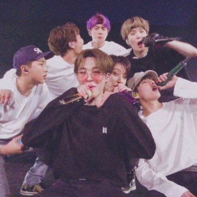 bangtanfresh's tweet photo. hehe I changed my layout ;) https://t.co/ozw1RpuVr5