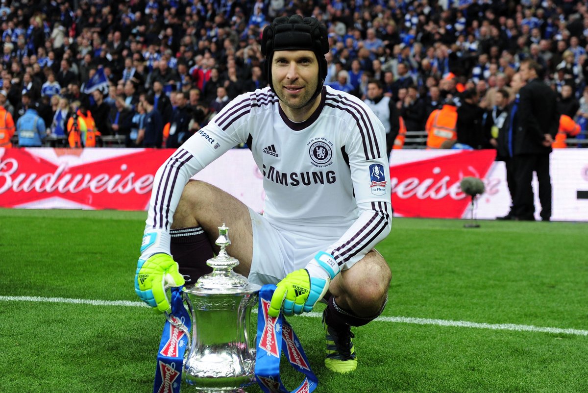 He was in the 2015 League Cup final against Tottenham Hotspur, keeping a clean sheet in a 2–0 victory to win the trophy for the third time in his career.After 11 years at Chelsea, on the 29th June 2015, Čech left Chelsea for a reported fee of £10 million to join Arsenal.