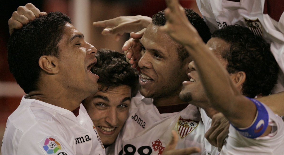 Este equipo era feliz. 
Hizo feliz a todo el sevillismo
