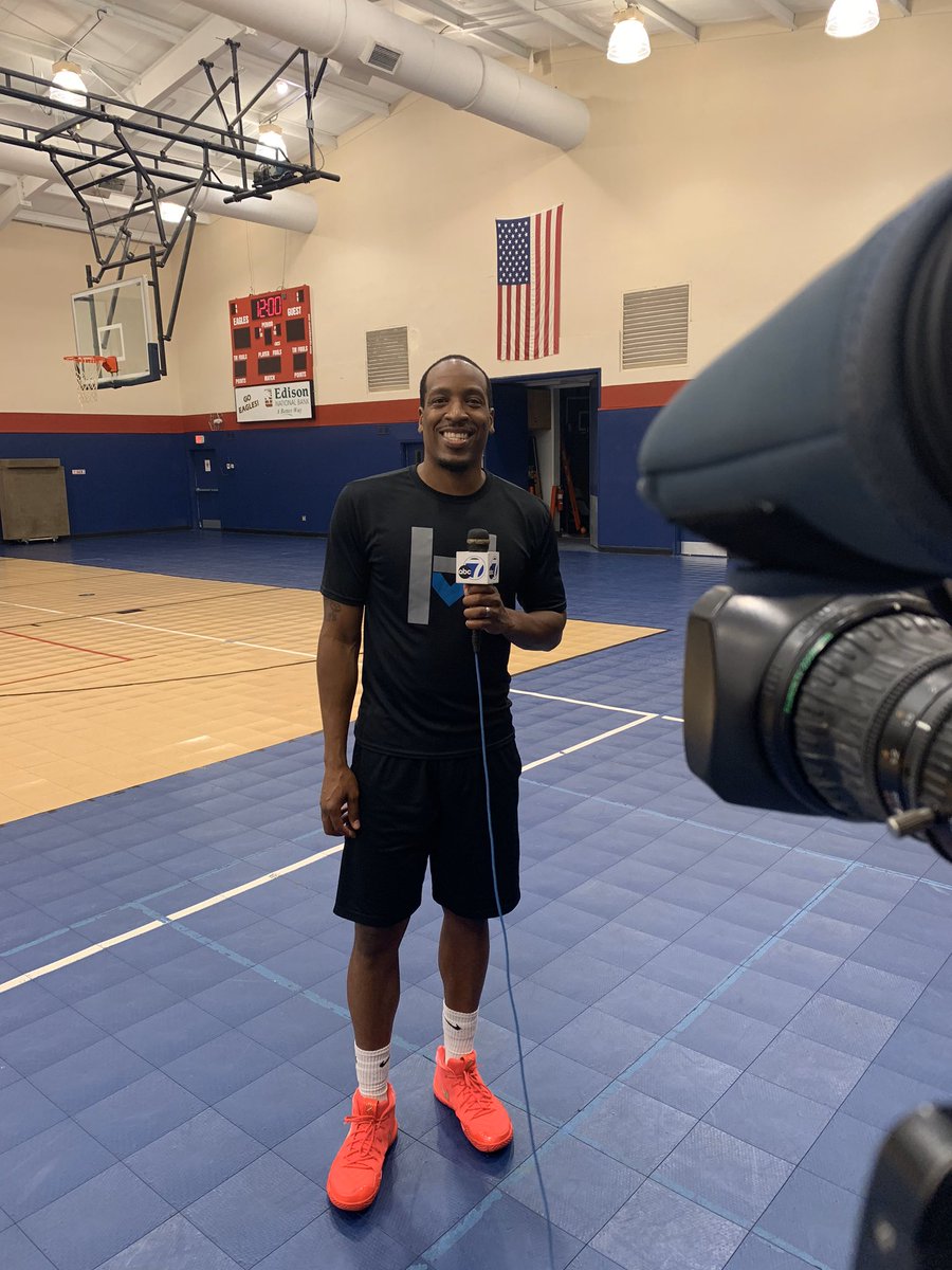 Hoopsonmission's tweet photo. So much pain behind my smile, don’t get it twisted. When I lost my cousin Nuk, I was on a mission. Lil cuz had a dream and everyone knew it. I often wonder if I was in the city that night if I would of seen the shooter.#ripnuk
@AMcDevittTV @ABC7SWFL @LeeSchools @MelindaLeeTV https://t.co/EpzNIsSSGL