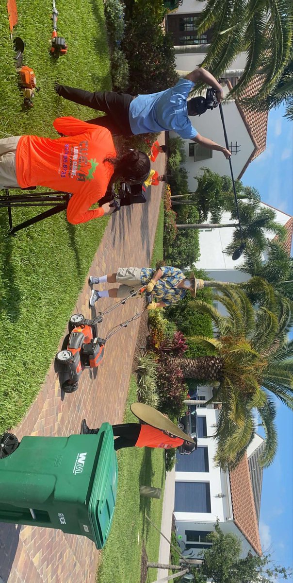 cuevahq's tweet photo. Cueva Lawn Care commercial in the making 📈🍽💰
Just wait , we’re about to go Viral!
Media Production shot by @MediaPlugz
#ChrisCueva #CuevaLawnCare #SocialMediaPlugz #ibuumerang #VibeRides #JustDifferent #Buum #business #entrepreneur https://t.co/Ksg09xPbbk