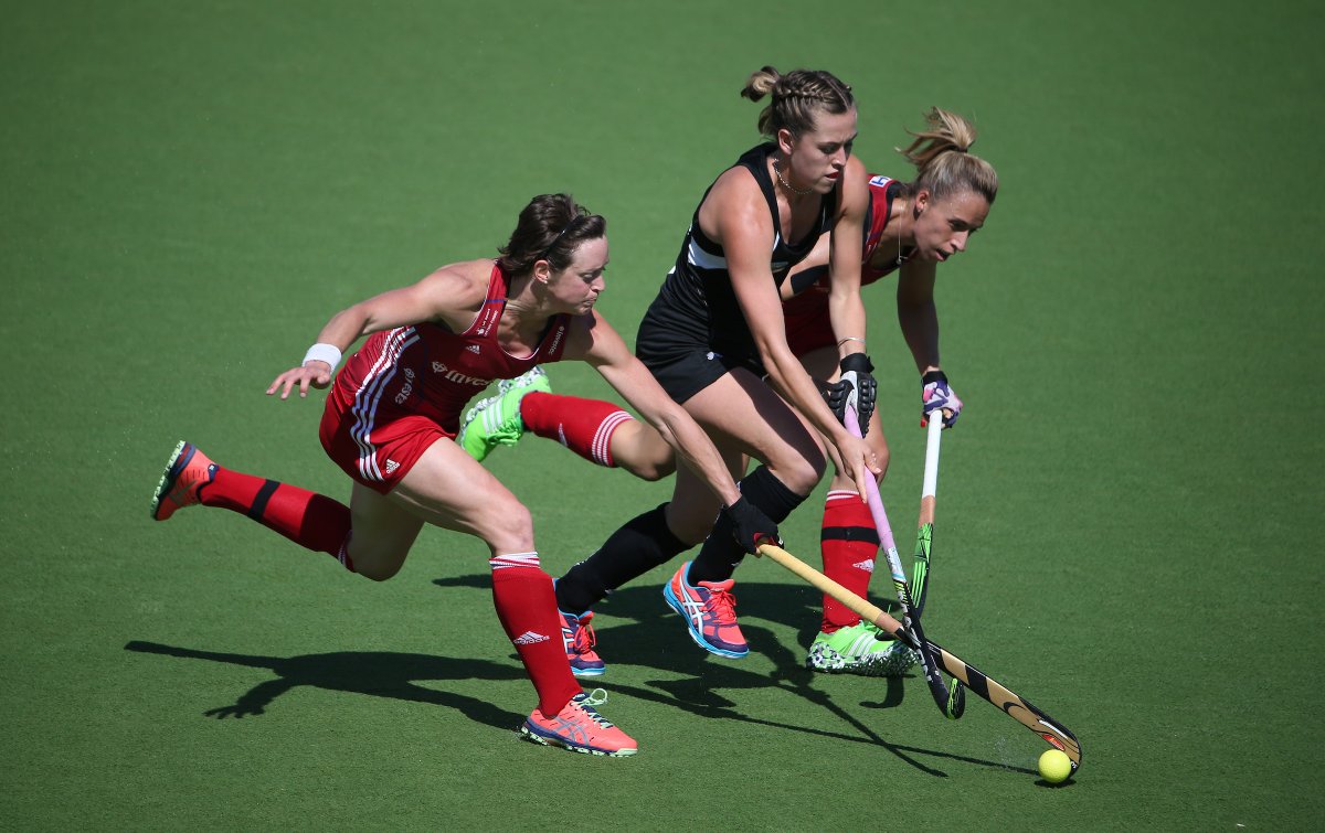 EnglandHockey's tweet photo. It's been amazing to see so many clubs, schools &amp; players set up fundraising efforts to aid the Covid-19 relief effort ❤️🙏

We've collated as many as we could find - please keep tagging us in your efforts &amp; we'll add you to the list 👌

Read more 👉 https://t.co/5XiwFeYmI6 https://t.co/A7MhrtS6j1