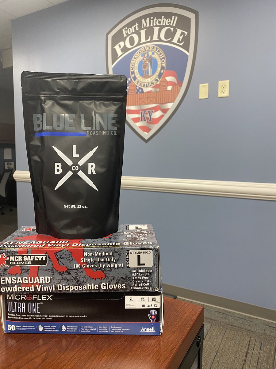Thank you @BlueHelpLE and <a href="/MSIFoundation/">Motorola Solutions Foundation</a> for the coffee and gloves. We appreciate the backup.