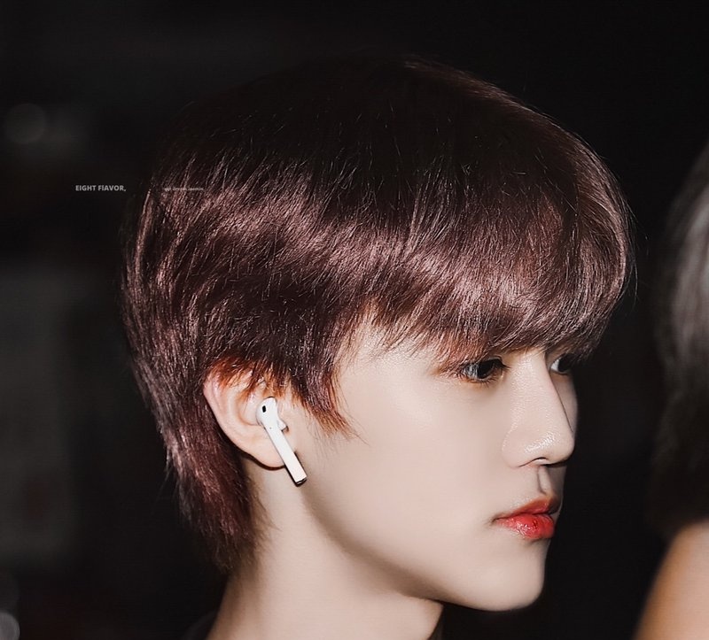 Na jaemin& #39;s beautiful eyelashes; a thread