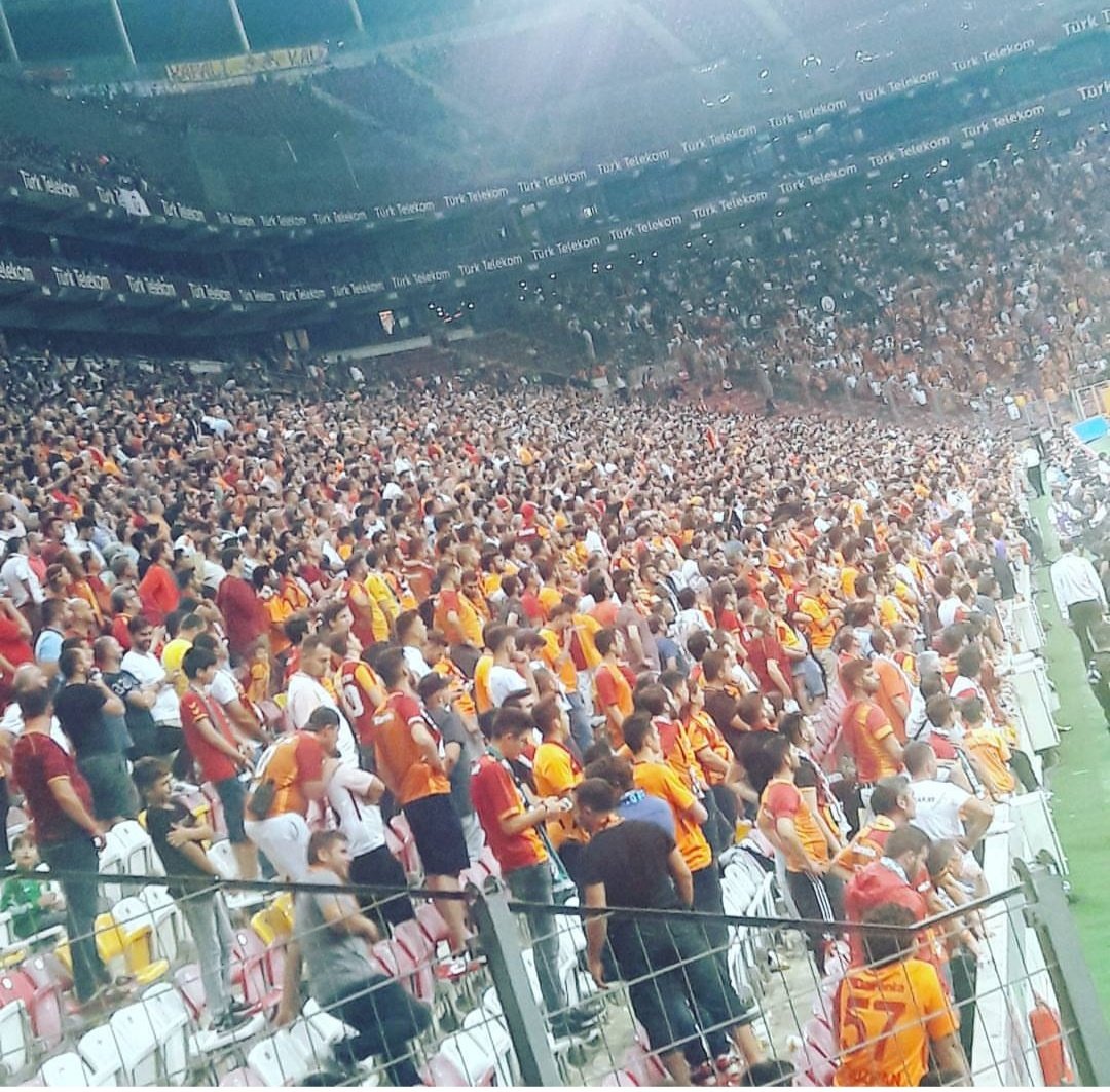 #PideAlmayaDiyeÇıkıp destan yazdigimiz yere gidesim var . OOOOOOOl sen şampiyon ol