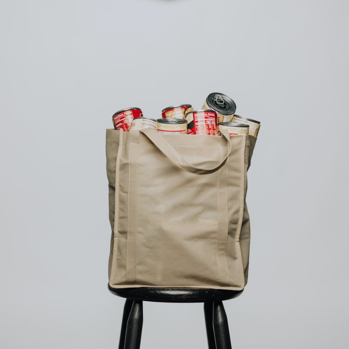 sherocksoc's tweet photo. Whether you use a dog food bag or a bag of canned goods as weights, working out at home just takes a little creativity! https://t.co/hsCsOkpd3x