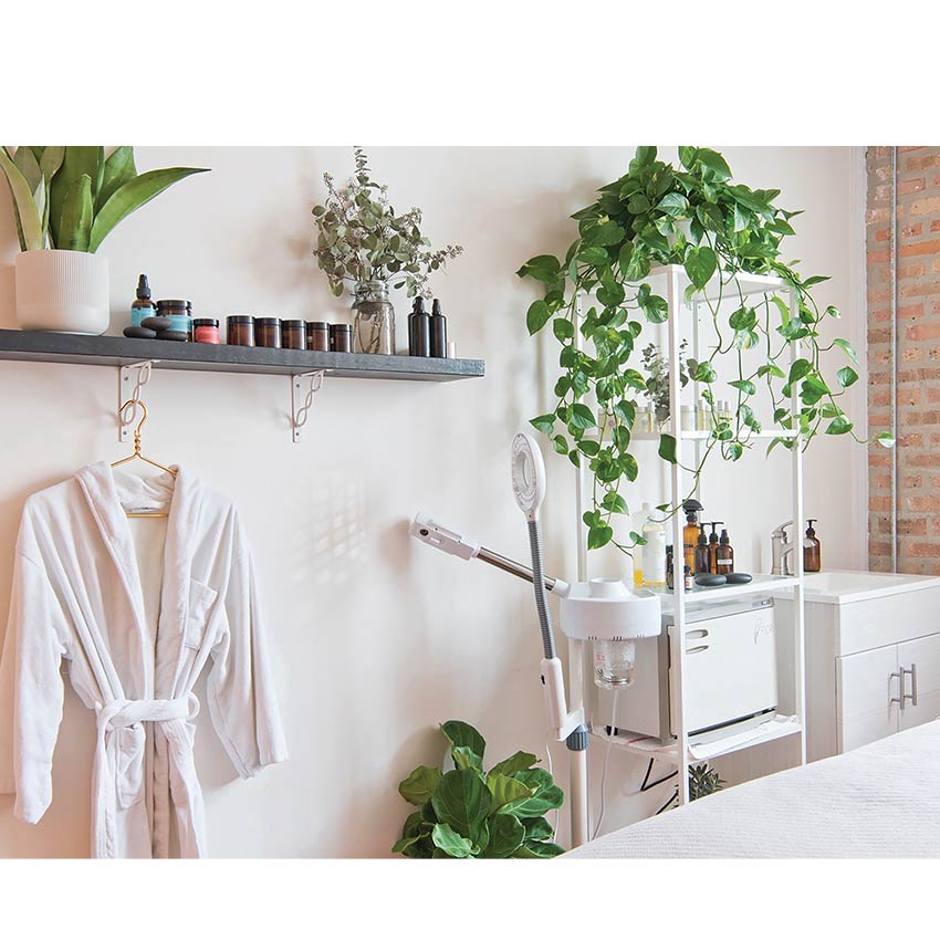 SkinIncMagazine's tweet image. We got to visit the FIRST green spa in Chicago, and it was amazing! 
#spasnapshot #spavisit #spaday #spamagazine #skinincmagazine #greenspa #chicagospa

ow.ly/g4Kg50zjjqS