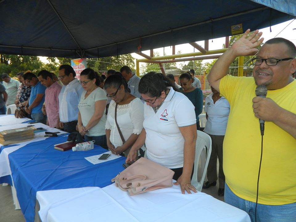 #SesionyPaz | Gobierno Municipal de Tipitapa realizó sesión especial en la cancha deportiva del barrio villa victoria de julio, ante la presencia de deportistas, líderes y promotores del deporte así como pobladores de dicho municipio.