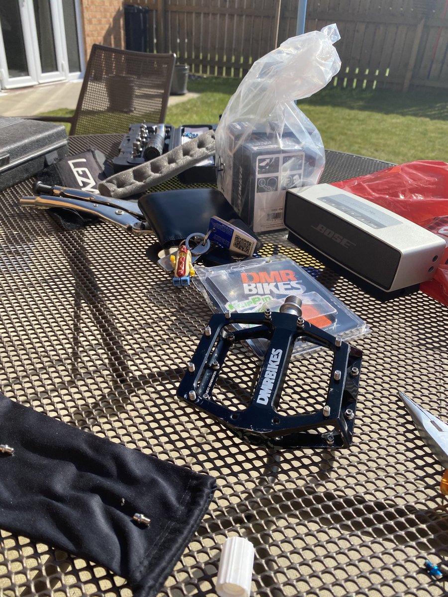 horsesheed's tweet photo. Pedal pins day among other lockdown jobs #Fixit #bikes #keepingmegoing 👊🤙🌭🌈 https://t.co/FhnLj8bSwh