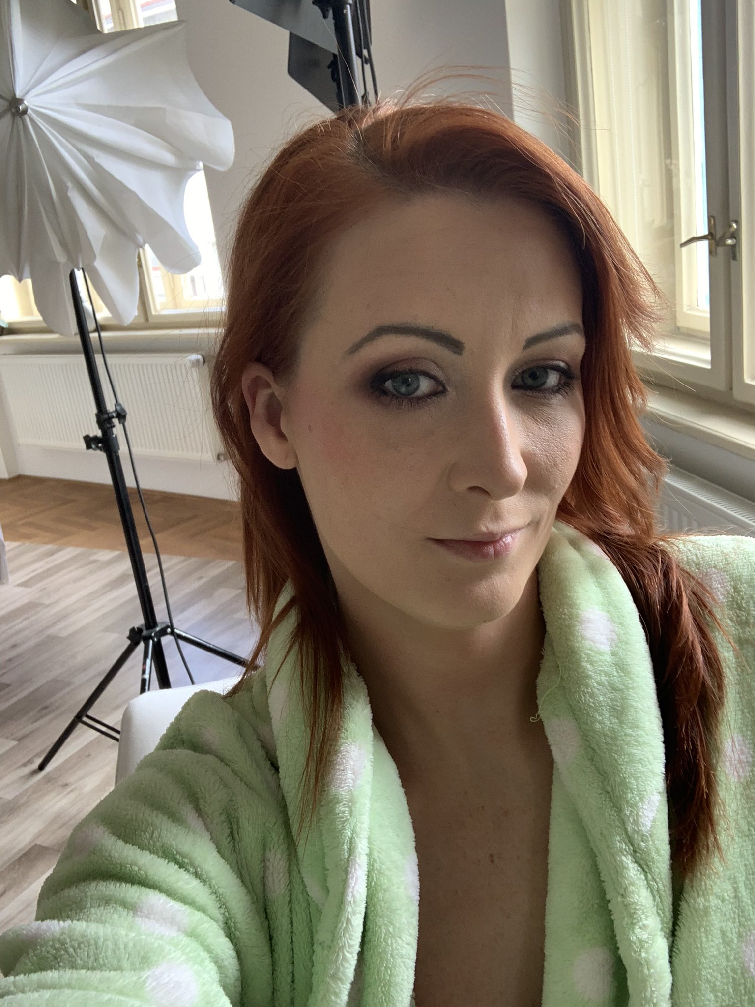 Isabella Lui on X: Today work t.coqDaj11Ccd7  X