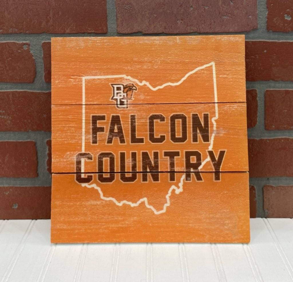 BGSU Hockey Fans (@bghockeyfans) on Twitter photo GIVEAWAY!
Today, we are giving away this BG home decor item from <a href="/EliteCA_BG/">Elite Collegiate Apparel</a>! Here's your chance to win:
1. Follow us.
2. Follow <a href="/EliteCA_BG/">Elite Collegiate Apparel</a>.
3. Retweet this tweet.
One lucky winner will be chosen at around 11 PM tonight. Good luck! GIVEAWAY!
Today, we are giving away this BG home decor item from <a href="/EliteCA_BG/">Elite Collegiate Apparel</a>! Here's your chance to win:
1. Follow us.
2. Follow <a href="/EliteCA_BG/">Elite Collegiate Apparel</a>.
3. Retweet this tweet.
One lucky winner will be chosen at around 11 PM tonight. Good luck!