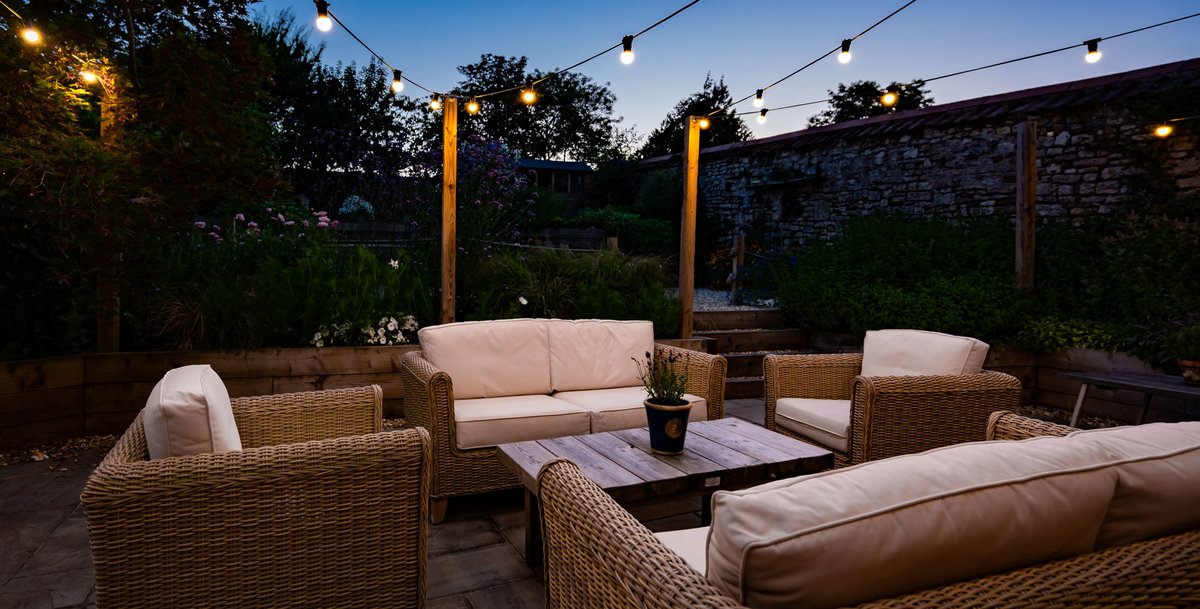 TheLitton's tweet photo. We hope that whatever you're doing this weekend, you're safe, healthy and staying positive.
We're wishing you lots of love.
.
.
#weekend #traditionallyuntraditional #awardwinning #destinationpub #countrypub #somerset #thelitton https://t.co/PDntRsW565