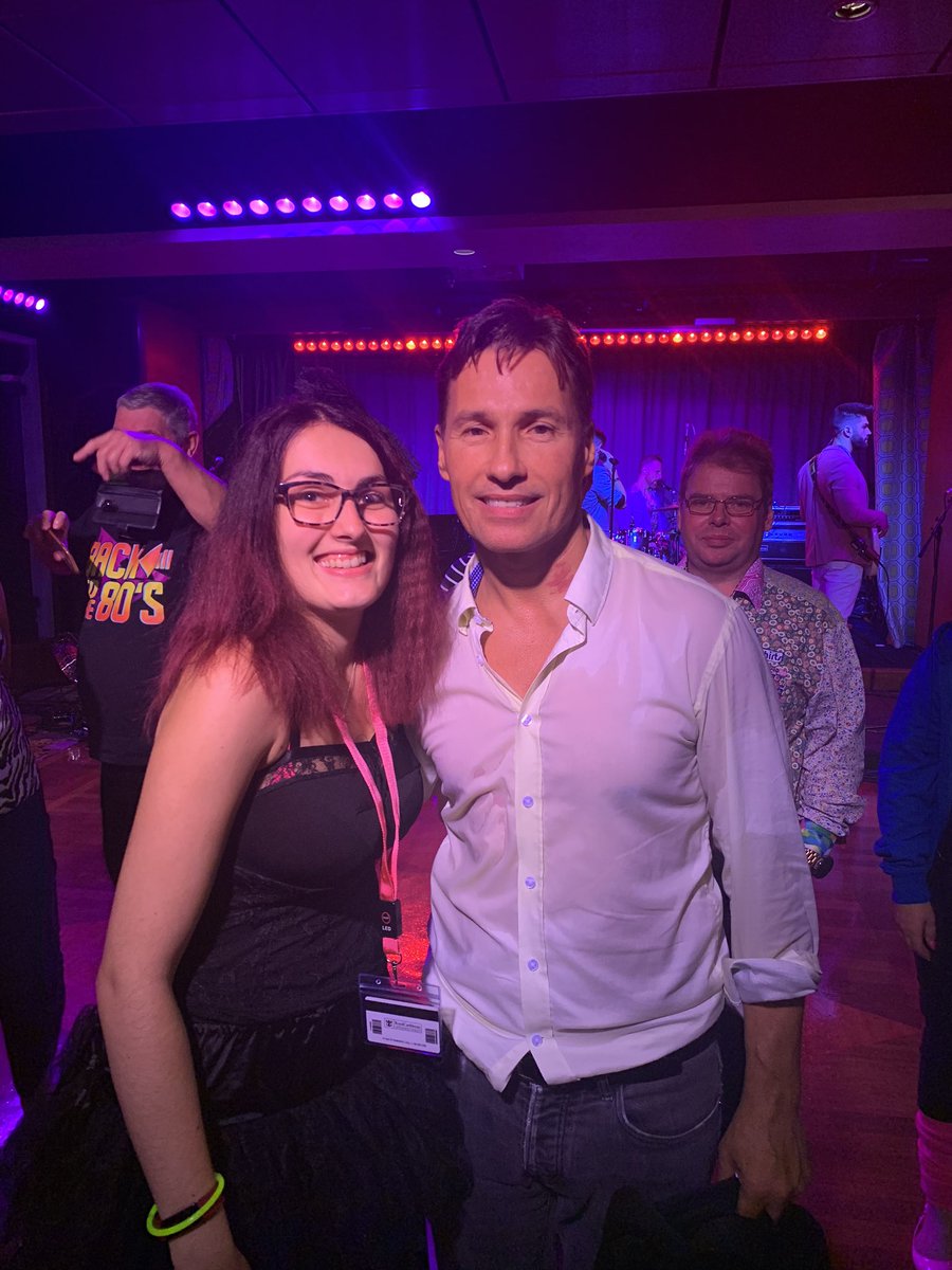 AllottJessie's tweet photo. @iamNathanMoore excited for tonight to watch you live in your kitchen. 🍺😁😊 https://t.co/6dsh46C8jM