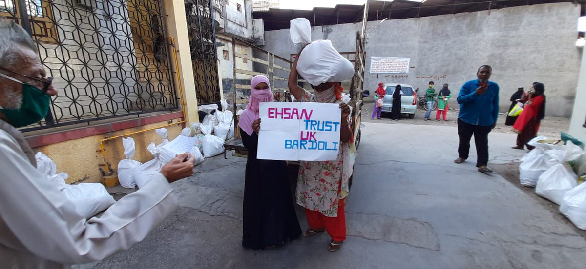 ehsantrustuk's tweet photo. IFTAAR / SUHOOR PACK APPEAL NOW CLOSED

🌙 #RamadanMubarak🌙

Jazak Allah khair to those who donated towards our appeal this year.

Packs were distributed in:

🍚 Vyara 
🍚 Bardoli 
🍚 Moradabad 

Look out for details of our general donation appeal coming soon 👀 https://t.co/UF5Zou9uML