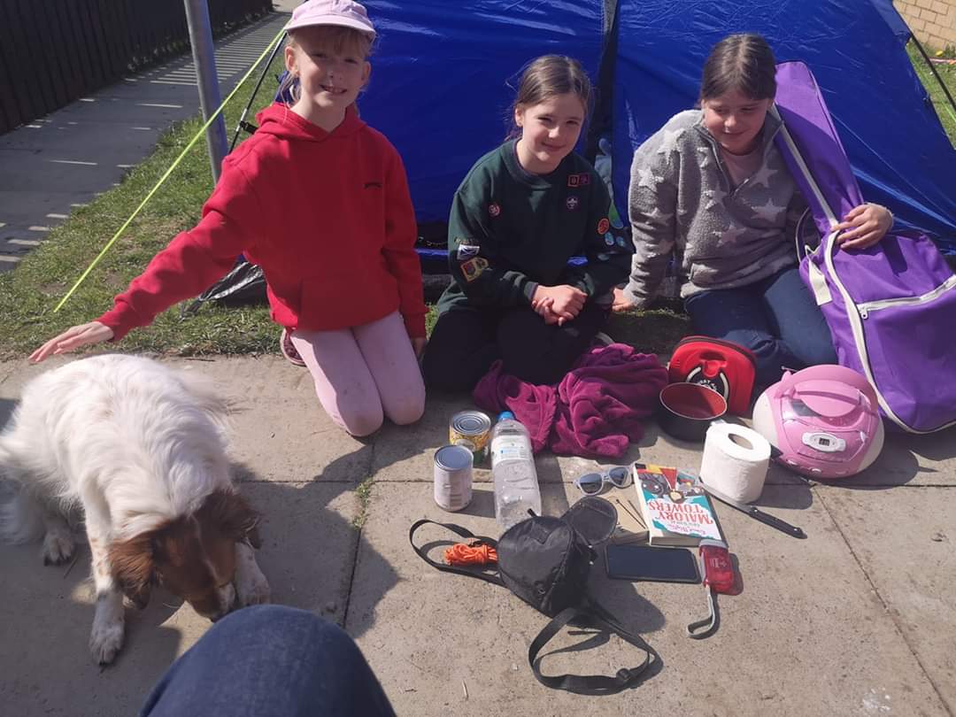 RosythScouts's tweet image. If you were stuck on a desert island (or self-isolating!), what things would you consider essential to survive? Scouts at Homeboree - Virtual Camp are deciding through a scavenger hunt ##Homeboree2020