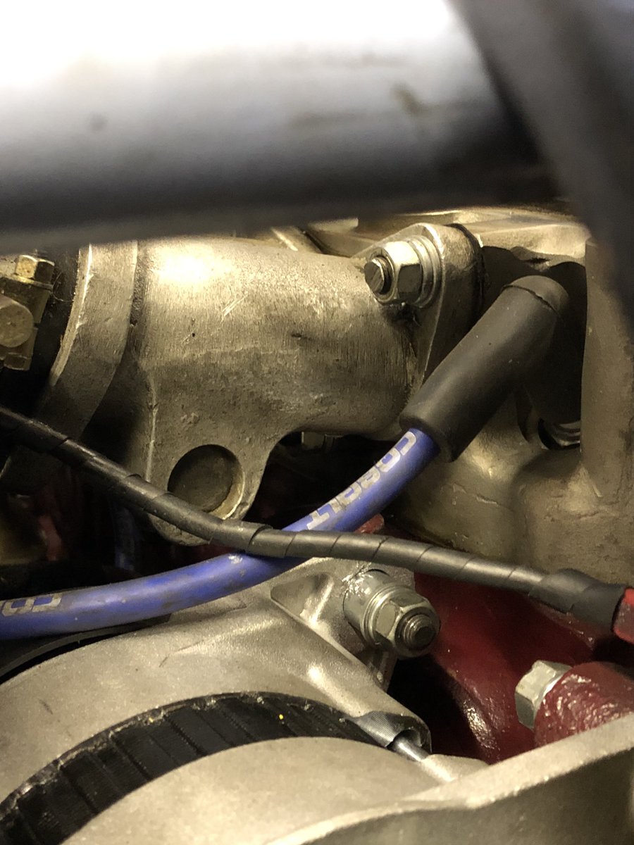 aohereng's tweet image. I had a loud whistling type bearing noise in the #magnette engine bay.
1 . Tighten fan belt - no           2.replace alternator with spare - no  3. belt off to test water pump - no.     Lean on front carb, it stops. Had to be MF nut under inlet manifold. Tightened, sorted.