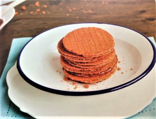 Wafflelujah's tweet photo. Maandag is het #Koningsdag. Wees er klaar voor met de Just-call-me-Willy-Wafel. Met #oranje twist. Maak ze nu zelf: https://t.co/b8g3o0eYwB…/rec…/just-call-me-willy-wafel/
#stroopwafel #siroopwafel #stroopkoek @KeesRaat #koekje #bakken https://t.co/FVTq0XrsFj