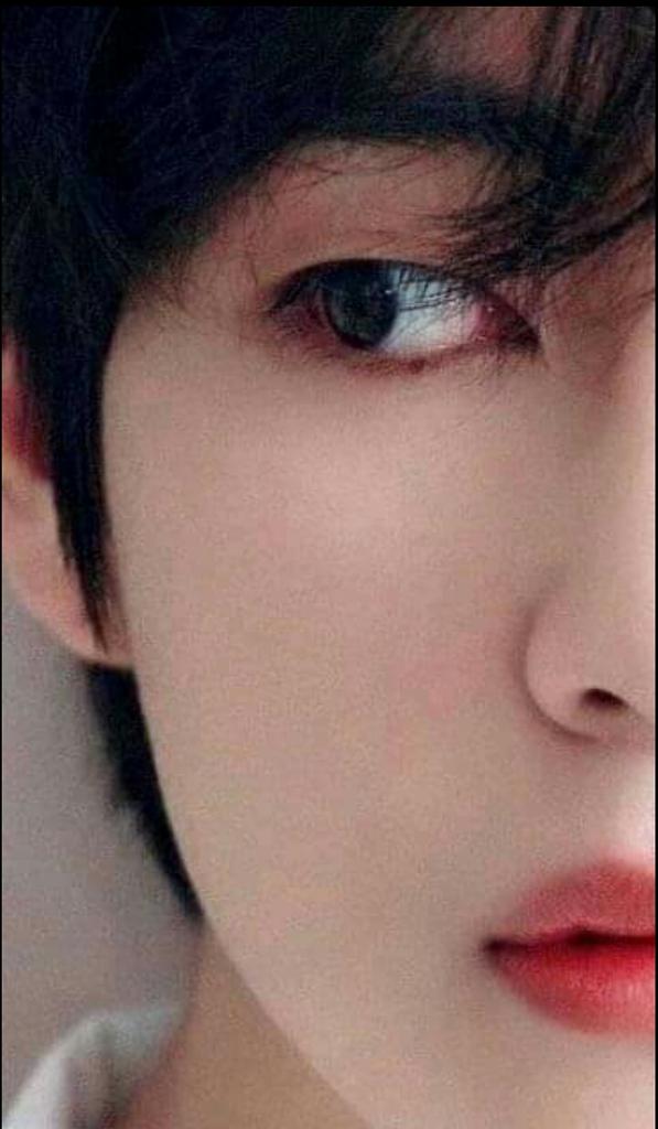 Kimtaeyhung951's tweet photo. What you miss I'm V? https://t.co/ziijEf75vl