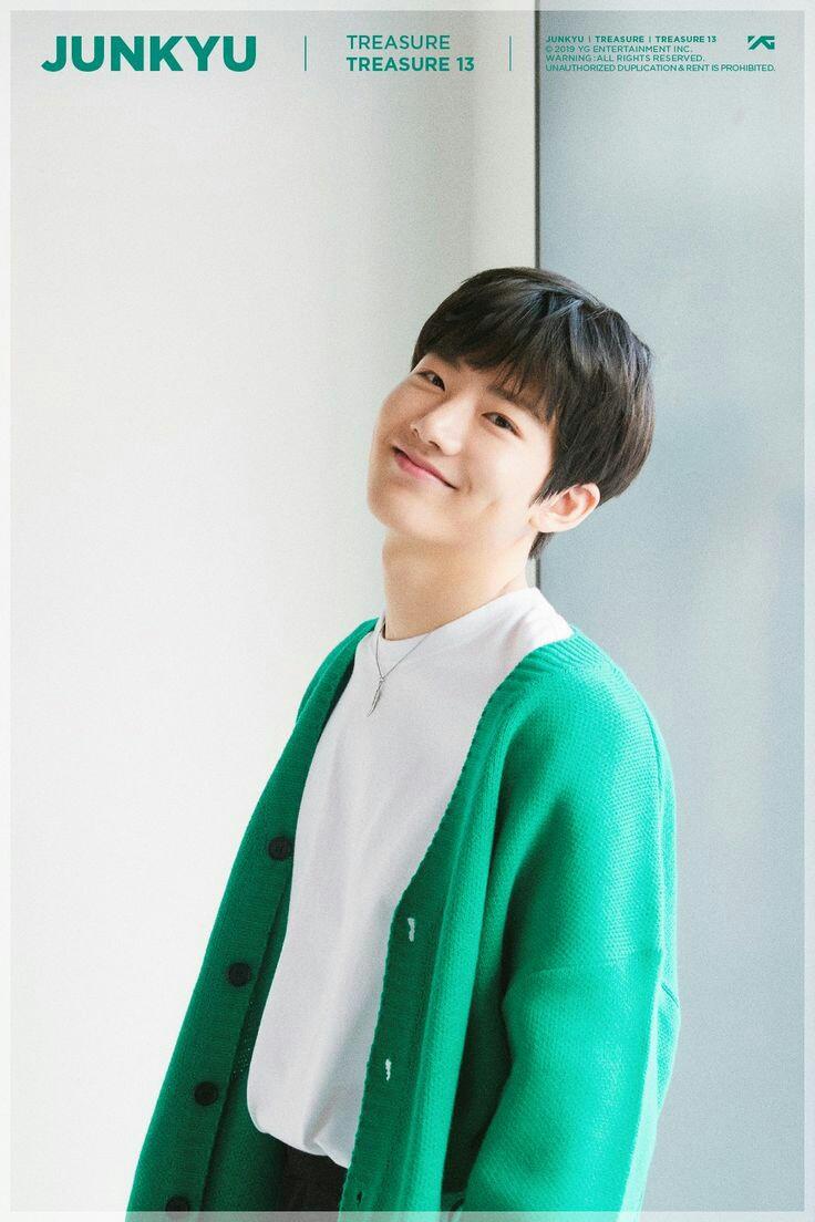 to cleanse your timeline here& #39;s junkyu& #39;s dimple lighting up the mood