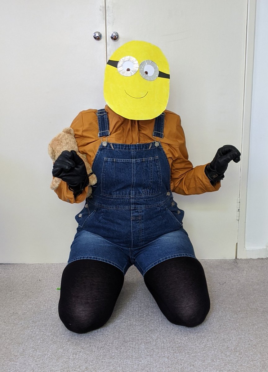 Next in my 26 costumes in two days  #TwoPointSixChallenge - Mr. Benn and a minion. (cheers  @multistable and  @andyricketts) Find out what the hell is going on and sponsor me here  https://uk.virginmoneygiving.com/RebeccaCooney2 