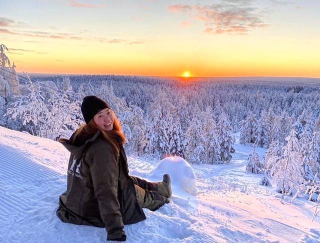NordicUnique's tweet photo. A pretty sunset view in Rovaniemi! How many such views did you get lucky with this season?
Photo by @hutingyu
#rovaniemi #finland #lapland #visitfinland #ourfinland #visitlapland #visitrovaniemi #suomi #lappi #nordic #thisislapland #sunset #ounasvaara #sunsetphotography https://t.co/kIf1SZEIBl