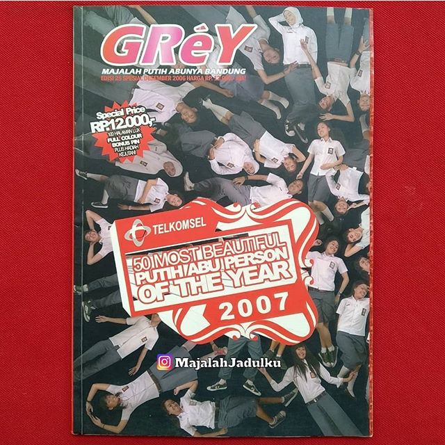 Gue tahun 2004-2009 dulu pernah bikin majalah. Namanya Majalah Grey. Majalah putih-abu-nya Bandung. 
5 Tahun merajai pasar majalah remaja di kota kembang. Bangkrut gara-gara telat pindah ke digital, digilas habis oleh Facebook.