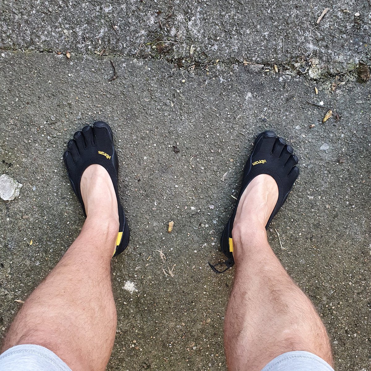 Blandona's tweet photo. Big debate in our house, people of twitter please help! #vibramfivefingers right or wrong??? https://t.co/QsYVqHxEBb
