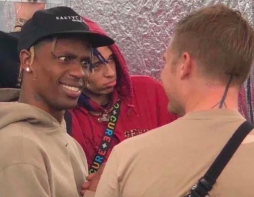 9GAG's tweet photo. When someone I don’t know calls me by my nickname https://t.co/ZcIO6EOfUw