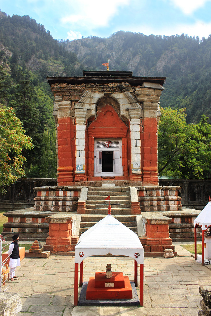 Buniyar Vishnu temple, Baramulla-Uri route, Kashmir