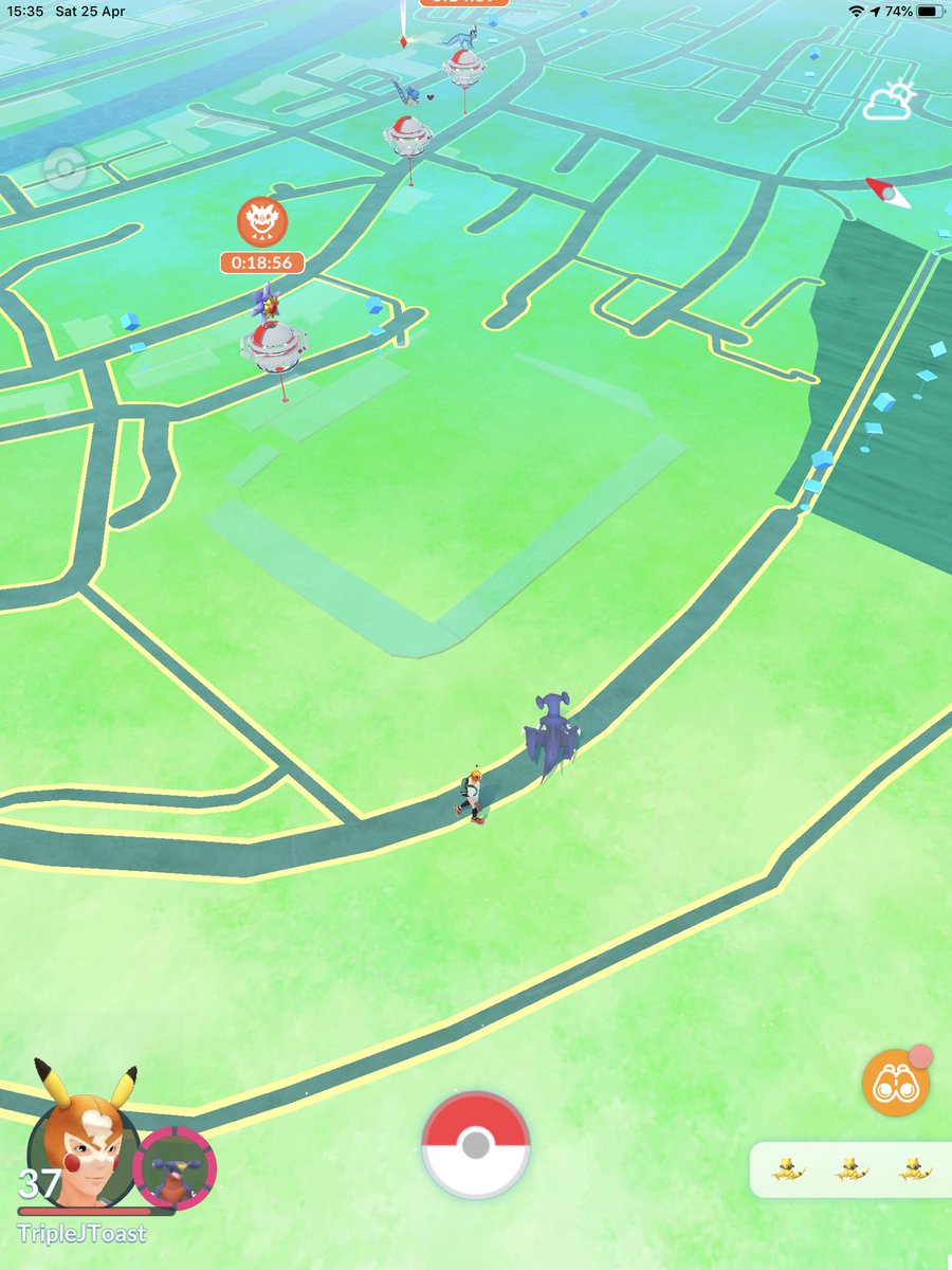 TripleJDev's tweet photo. @PokemonGoApp Nope. Same with wobuffet. https://t.co/xD2UgsCC4k