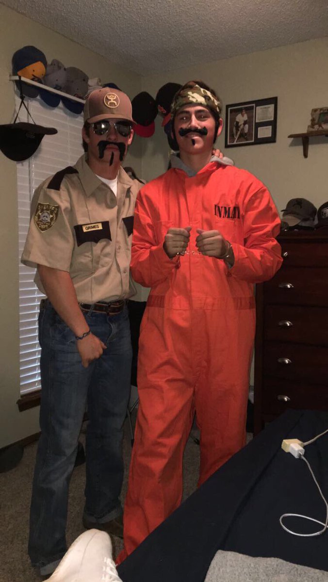 braydenn_'s tweet photo. Big happy 20th to this dude! https://t.co/VZKhmQP3I9