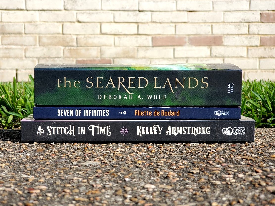 sfsignal's tweet photo. Incoming Books! 

New &amp; forthcoming titles by @Bard_Queen @aliettedb @KelleyArmstrong coming from @TitanBooks @SubPress #IncomingBooks https://t.co/r1Sny0Cw5v