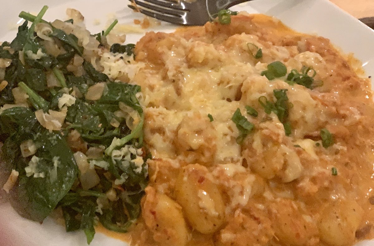 okcveggie's tweet photo. Still dreaming about last night’s dinner...Gnocchi w/ Vodka Sauce &amp; Sautéed Spinach 😍 Wasn’t sure if I was going to like the gnocchi so I didn’t take a lot of photos. However, it was FABULOUS (from Trader Joe’s), and I’ll definitely be whipping this dish up again next week. https://t.co/0fLP1isAg4
