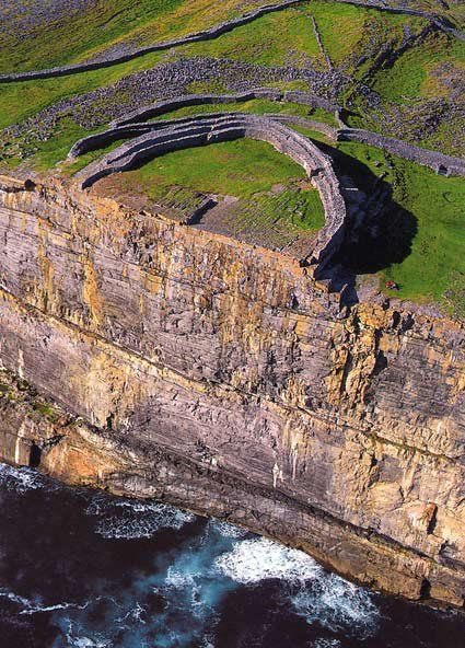 Dún Aonghasa in the Aran Islands dates from 1100BC & is perhaps the most striking of the thousands of Iron Age forts across the Island, with its defiant outer walls. It also has an impressive Cheval de Frise (standing stones to prevent attacks). It is amazing!