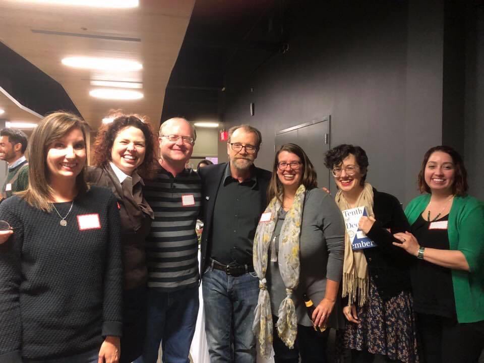 PBRbookclub's tweet photo. We met the wonderful George Saunders a few years ago at a @lawrencelibrary event and convinced him to come out later for late-night fries and a beer. A lovely man. We talked about ghosts at the Eldridge Hotel. @PaperPlainsFest #BookClubParade https://t.co/kte4wJJT8p