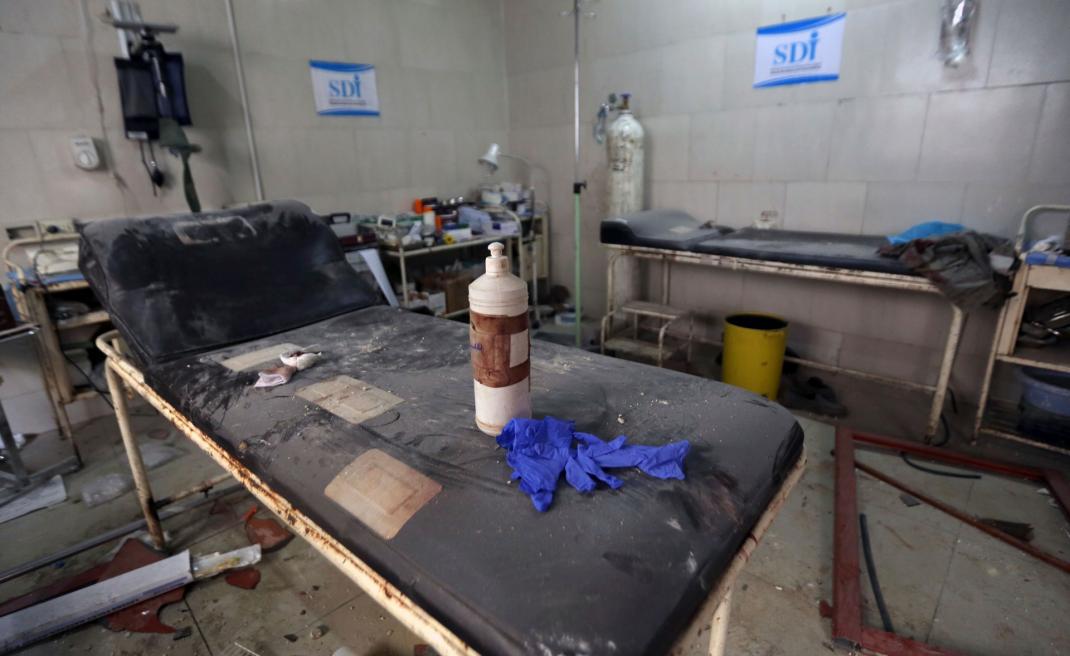 KenRoth's tweet photo. For most of the world, hospitals are a refuge of safety. In Syria's opposition-held Idlib province, they are the targets that Russian and Syrian aircraft bomb. Now some four million civilians face the coronavirus with a devastated health infrastructure. https://t.co/a6tisI15aK https://t.co/yvdEJyKXFD